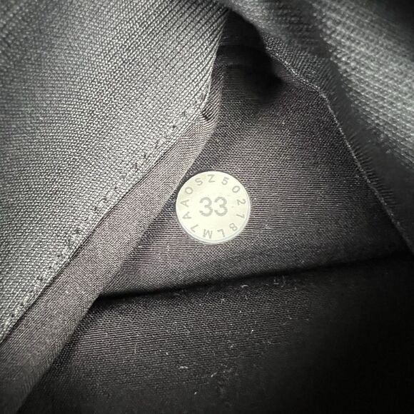 Lululemon Men’s Shorts - Picture 8 of 8